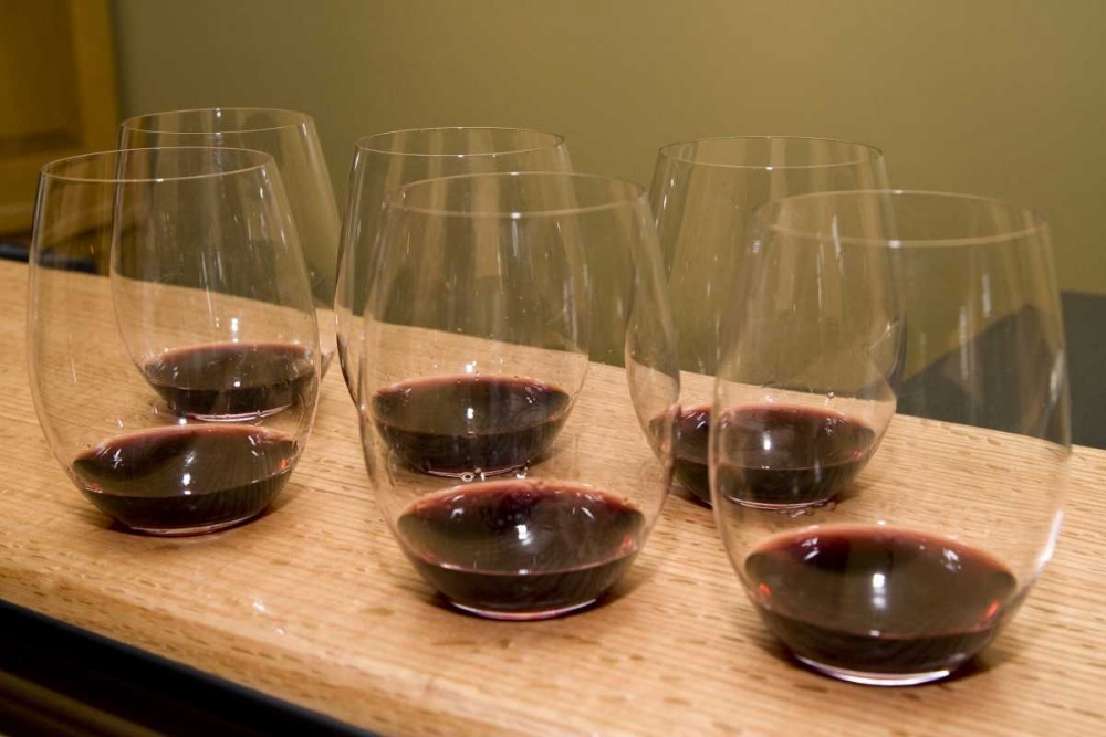 CA, Napa Valley Red wine poured for tasting
